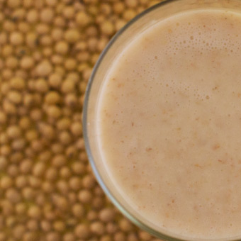 Licuado de plátano, trigo y Soyacen