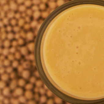 Receta de licuado de mango con bebida de soya Soyacen