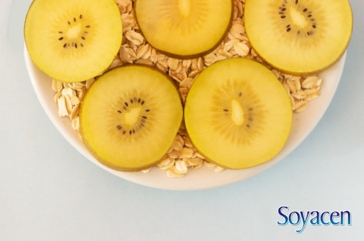 Ingredientes para la Receta de licuado de kiwi y avena con Soyacen Bebida de Soya | Blog Soyacen | pronacen.com