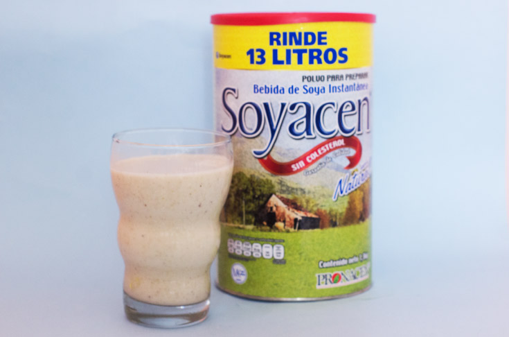Receta de licuado de kiwi y avena con Soyacen Bebida de Soya | Blog Soyacen | pronacen.com