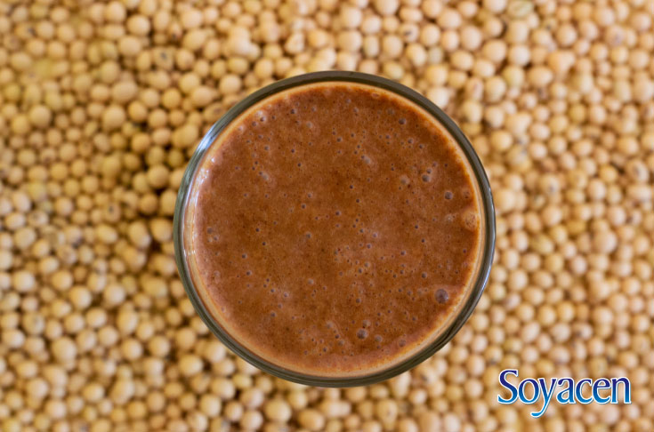 Receta de licuado de Soyacen con chocolate y mango  | Blog Soyacen | pronacen.com