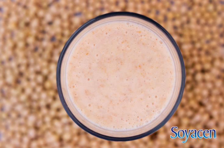 Receta de licuado de plátano y germen de trigo con Soyacen Bebida de Soya | Blog Soyacen | pronacen.com