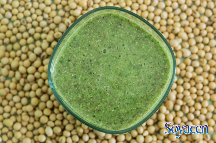 Licuado de Soyacen con kiwi y chía.