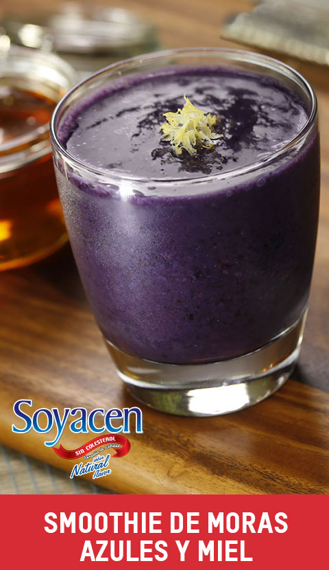 Receta de Smoothie de Moras Azules y Miel con Soyacen sabor Natural