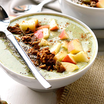 Receta de smoothie bowl de Manzana y Plátano