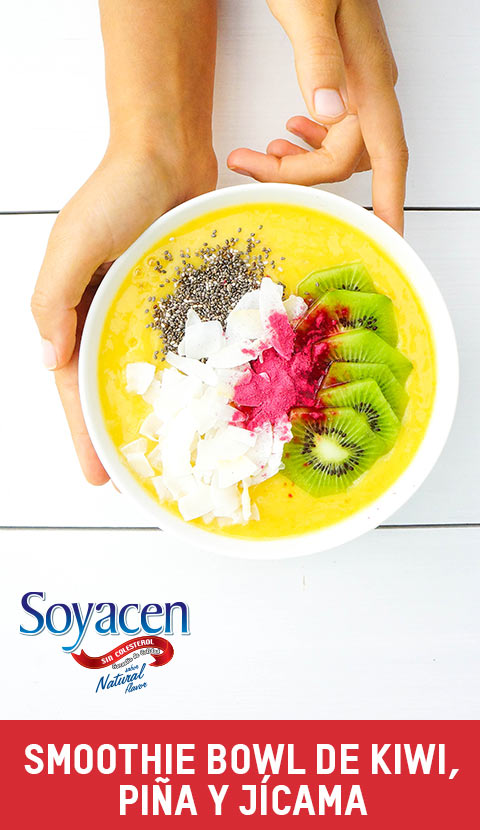 Receta de smoothie bowl de piña, kiwi y jícama