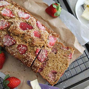 Receta de pastel de fresa y coco con Soyacen