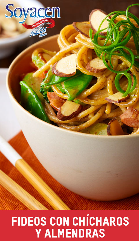 Receta de Fideos con Chícharos y Almendras con Soyacen