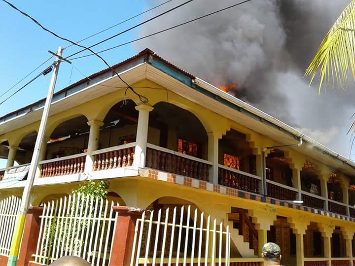 Nicaragua: incendio en hotel de Bilwi