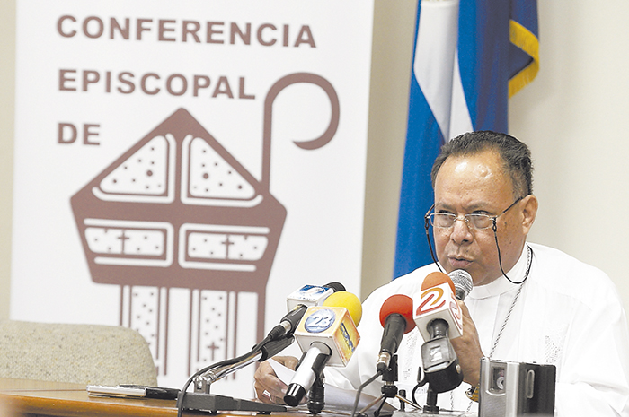 Mata indignado por el informe OEA-Gobierno