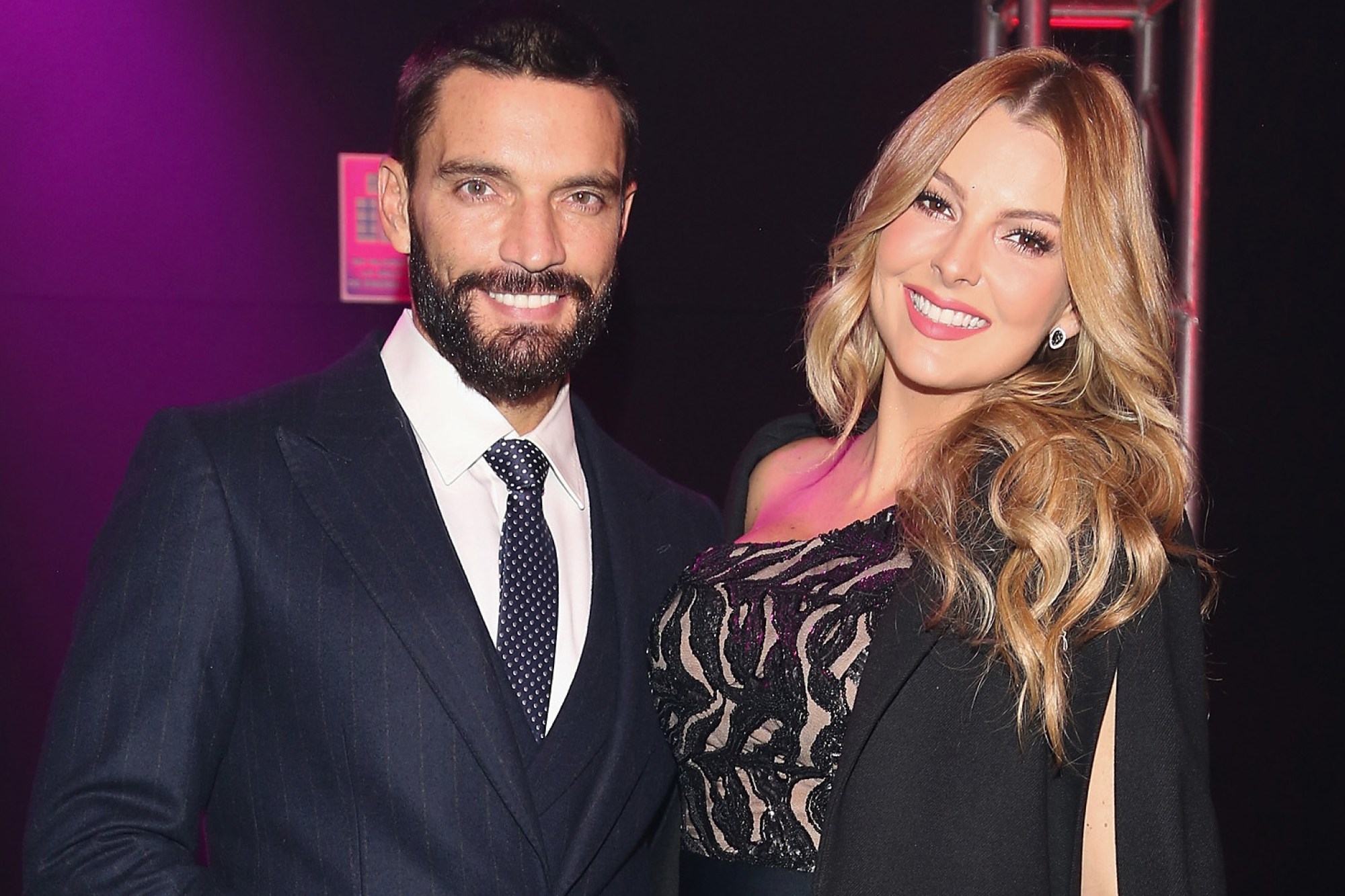 Marjorie de Sousa y Julian Gil