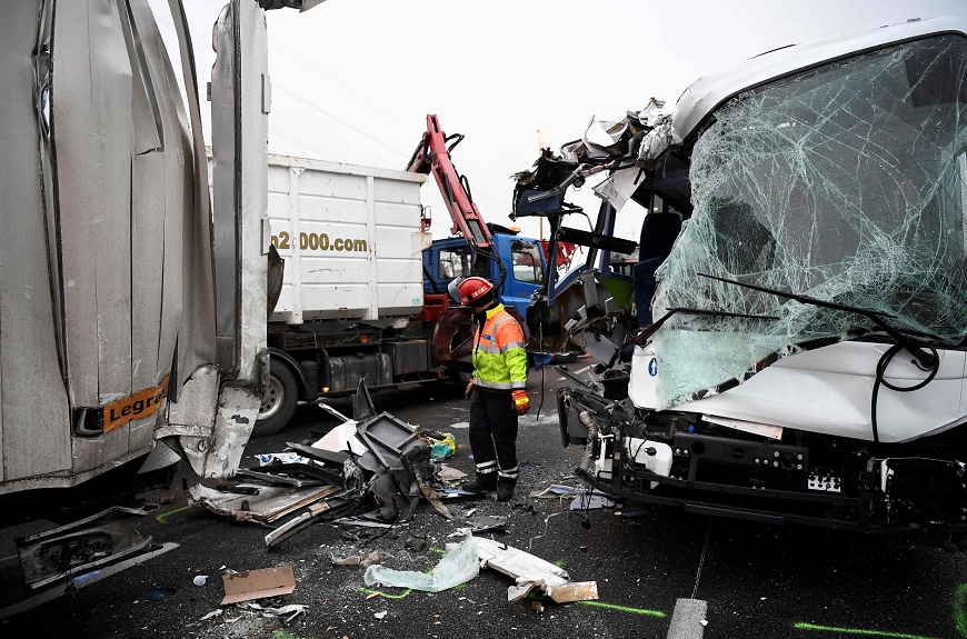 Al menos 65 heridos en un accidente múltiple en París