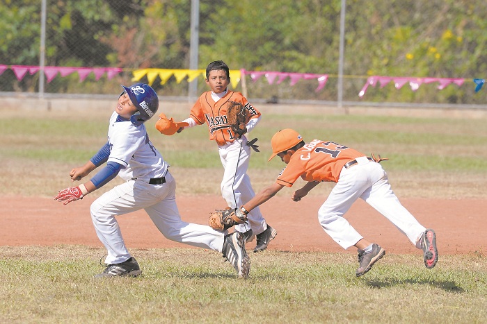 El Campeonato Nacional de Biesbol Infantil “AA” tiene cuatro equipos invictos hasta el momento. LA PRENSA/ARCHIVO