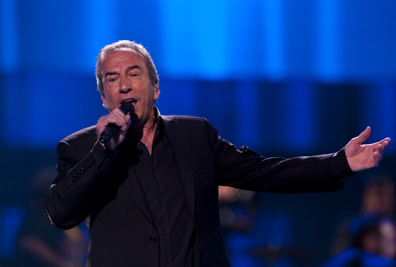 José Luis Perales celebra los 35 años de su éxito ¿Y cómo es él?