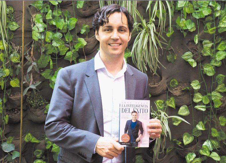 Anxo Pérez, un orador en guerra contra el desaprovechamiento del tiempo