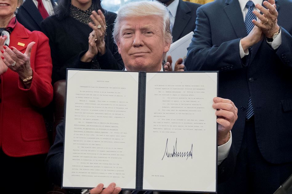 Donald Trump propone drásticos recortes de gastos en ciencia, medioambiente y ayuda internacional