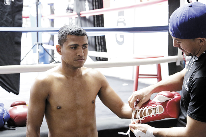 «Chocolatito» González listo para la pelea de este sábado