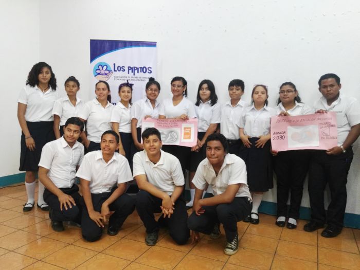 Sordos luchan por educación inclusiva