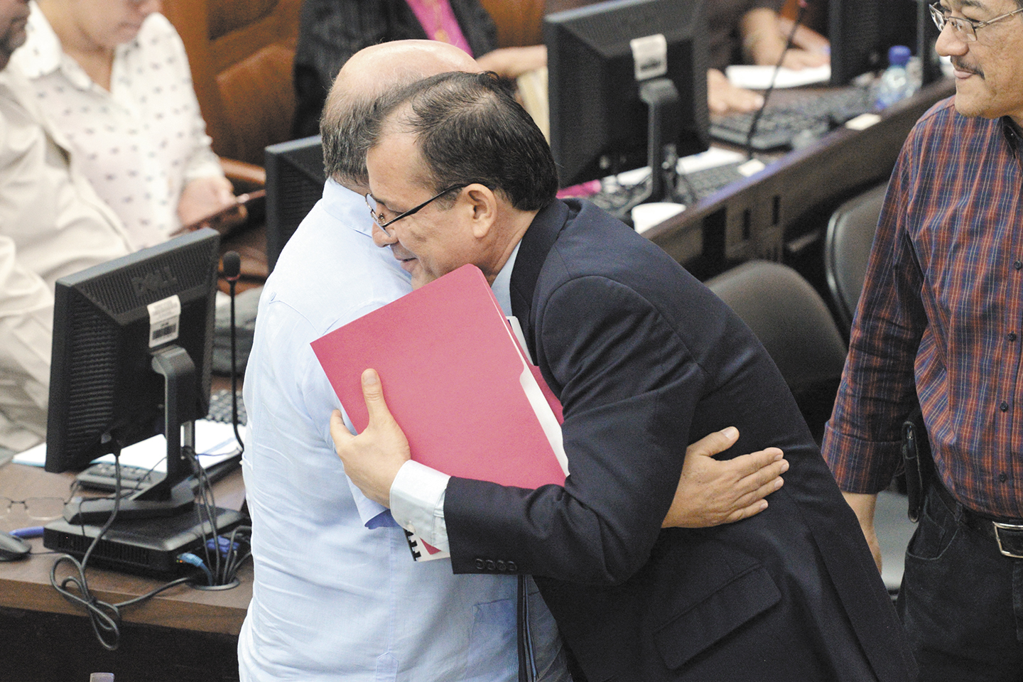 No es prioridad elegir presidente del INE