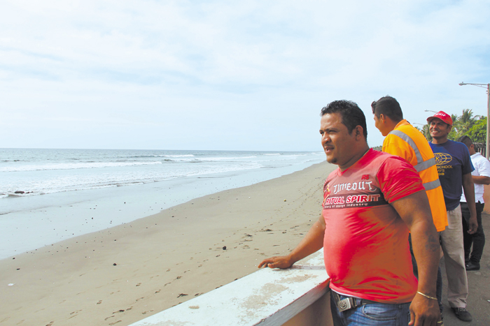 Adolescente muere ahogado en Poneloya y su primo está desaparecido