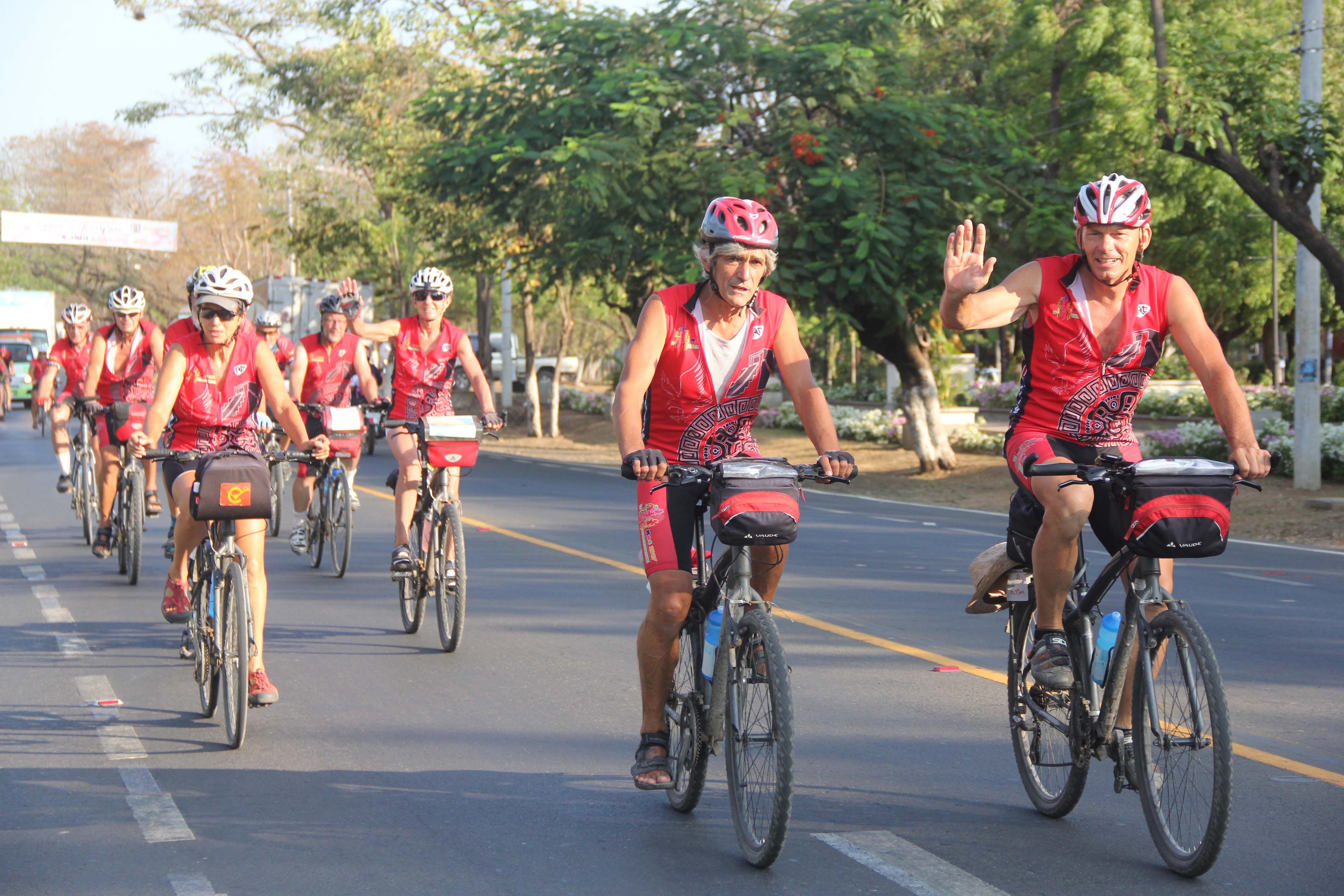 Turistas gastan y se quedan más
