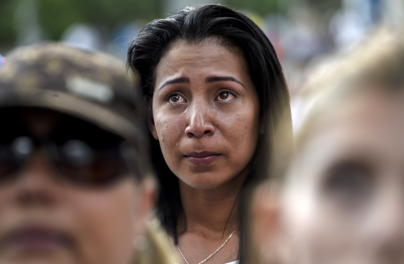 Venezolanos instan a aumentar la presión al Gobierno en la calle
