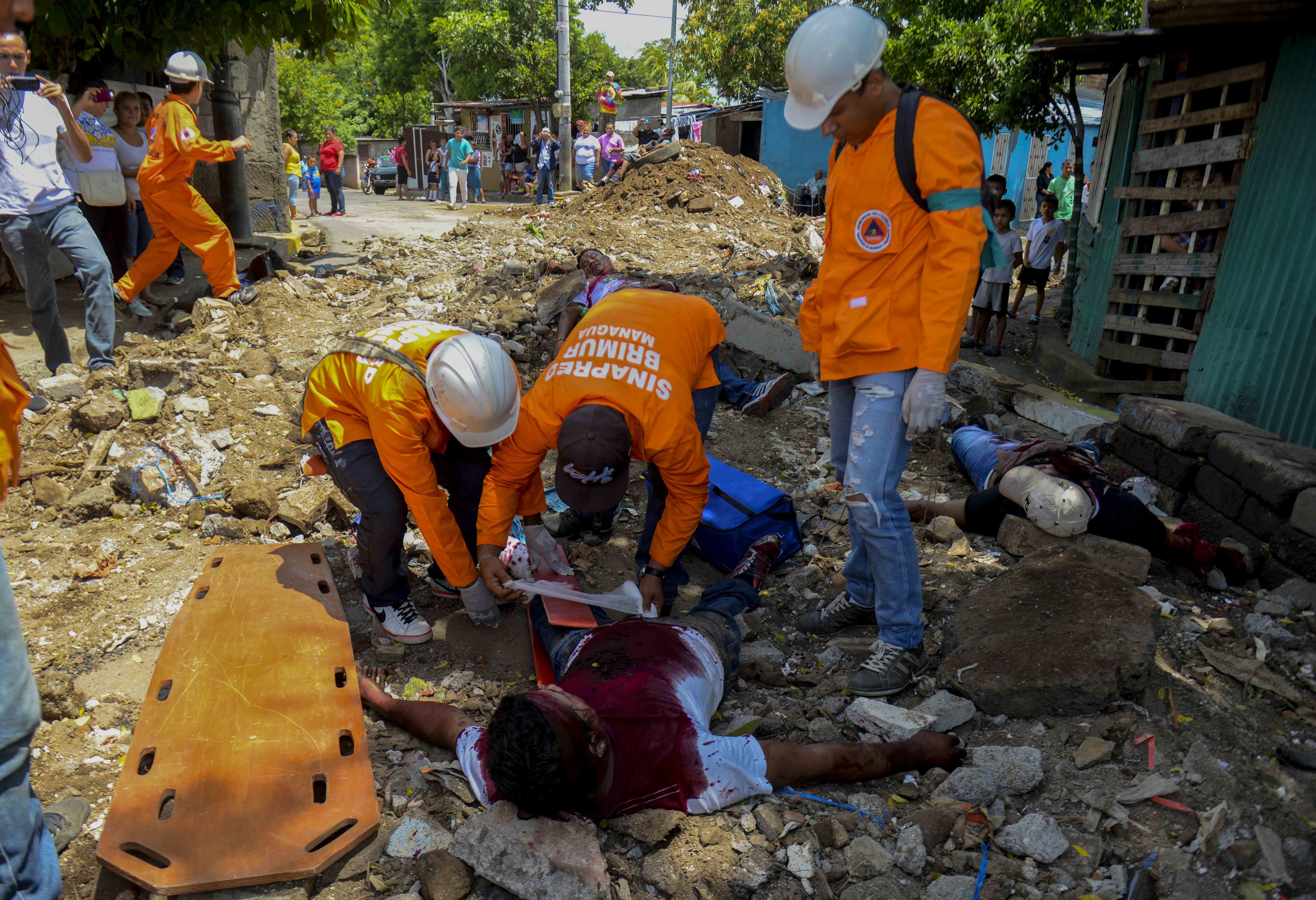 Enjambre sísmico se ha detenido, pero el riesgo sigue latente
