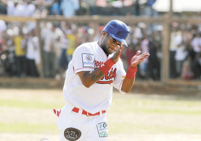 El club de los bateadores de 100 jonrones en el beisbol nicaragüense