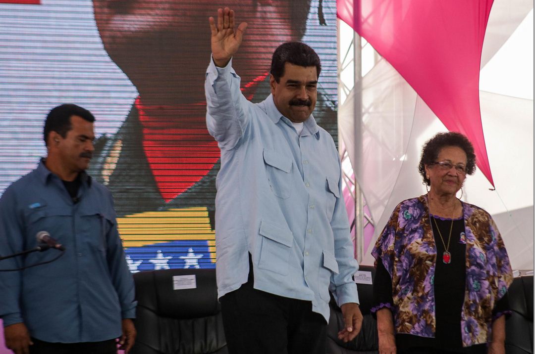 Maduro se rinde ante la presión de la OEA