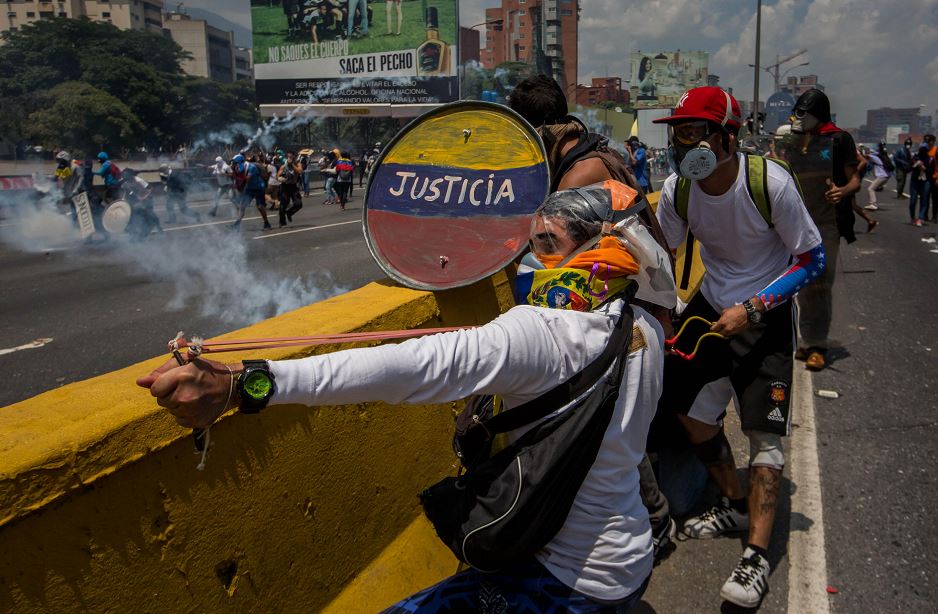 Analista político señala que «Venezuela está quebrada»