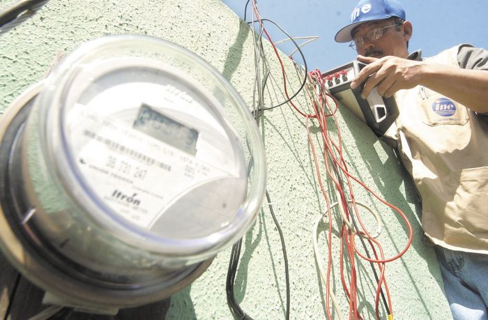 Gobierno de Nicaragua apuesta llegar al 99% de cobertura eléctrica en 2021