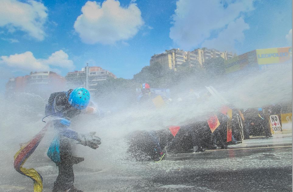 Nuevos enfrentamientos en marcha opositora venezolana