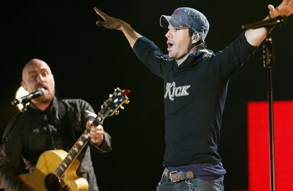 Enrique Iglesias se define como un «lobo» valiente