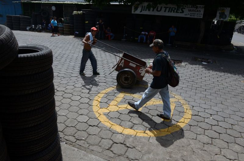 Alcaldía de Managua libera accesos en el mercado Oriental