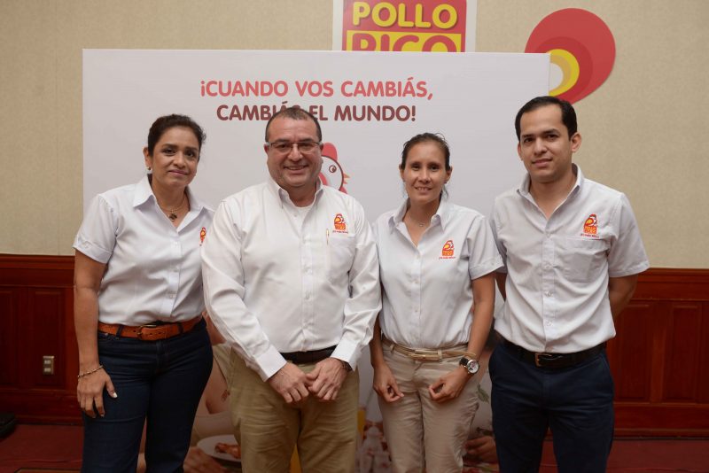 Pollo Rico con nueva imagen