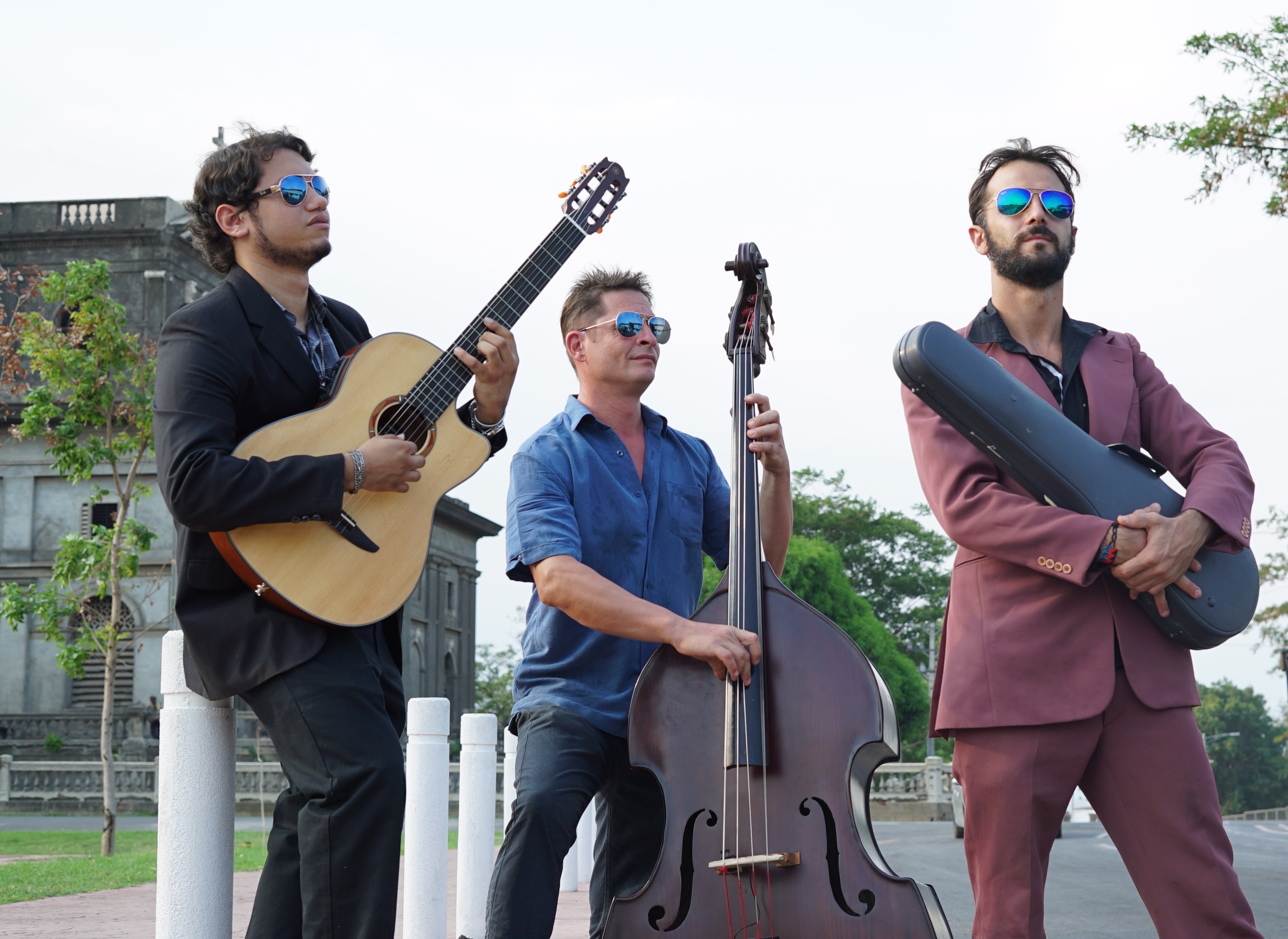 Trío Al Raï Gypsy y el grupo Nica Bows en concierto bohemio