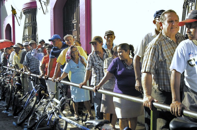 Otro golpe a 200 mil jubilados: revalorización de las pensiones será 40% menos este año por cambio en tasa de deslizamiento