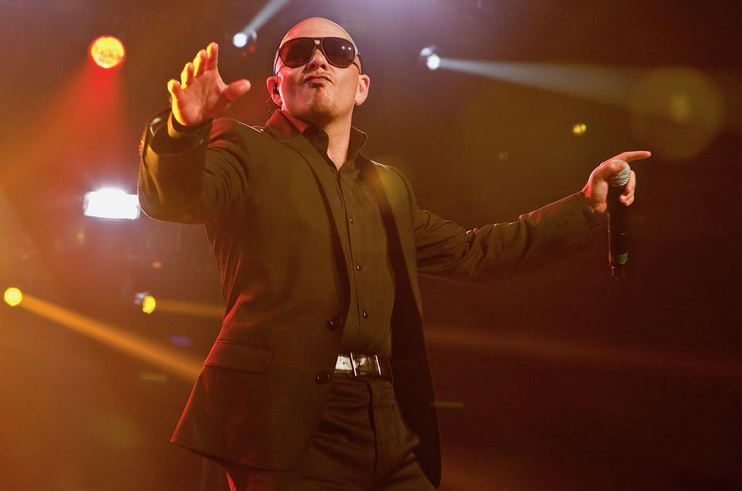 Pitbull será el anfitrión de una fiesta de un crucero