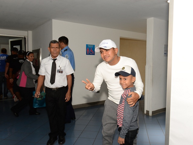 «Chocolatito» González se instala en California y Rungvisai confía en su trabajo