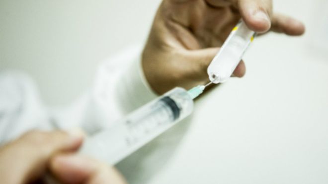 La historia de cómo nació el mito del vínculo entre las vacunas y el autismo