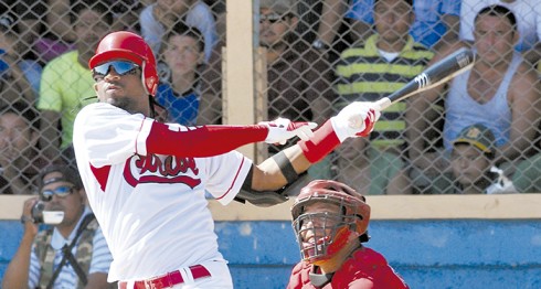 Darrell Campbell será suspendido un año del beisbol nacional