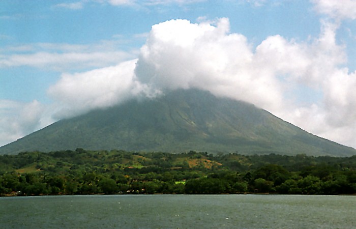 Estudio demostrará en qué puntos del volcán Concepción podría ocurrir una caída de lodo