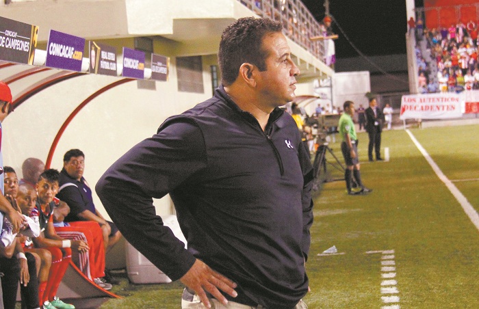 Otoniel Olivas: «Necesitamos estar concentrados los 95 minutos»