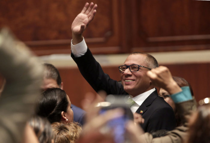 Surgen fisuras en cúpula del gobierno ecuatoriano