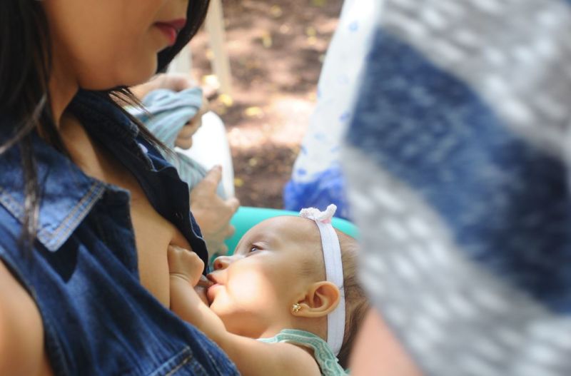 INSS debería promover la lactancia materna