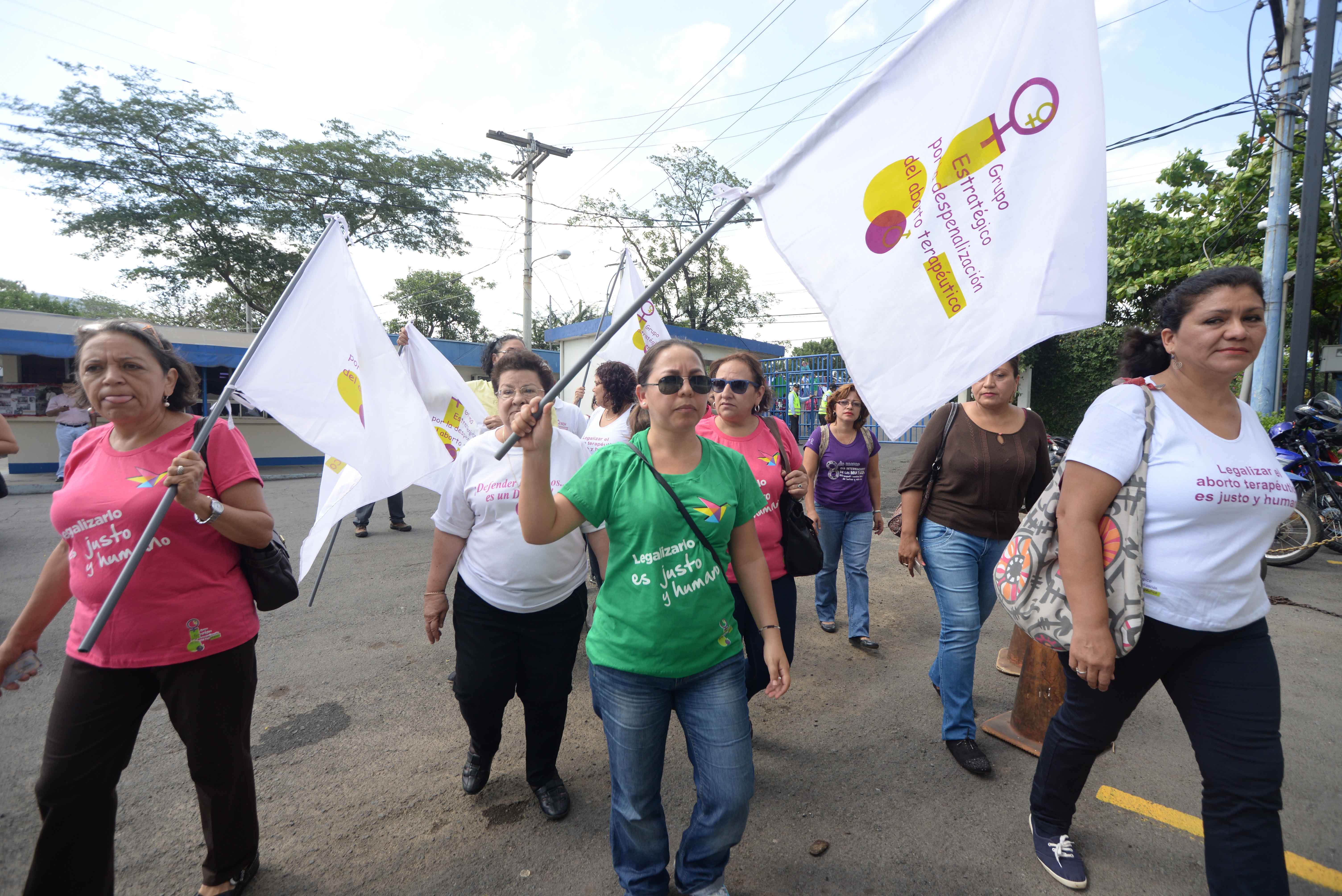 Penalización del aborto en Nicaragua no ha evitado las prácticas clandestinas, dice Human Rights Watch