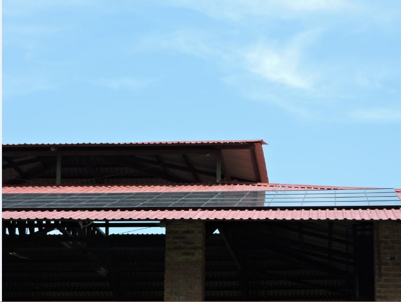 Energía a base de paneles solares en Santa Teresa