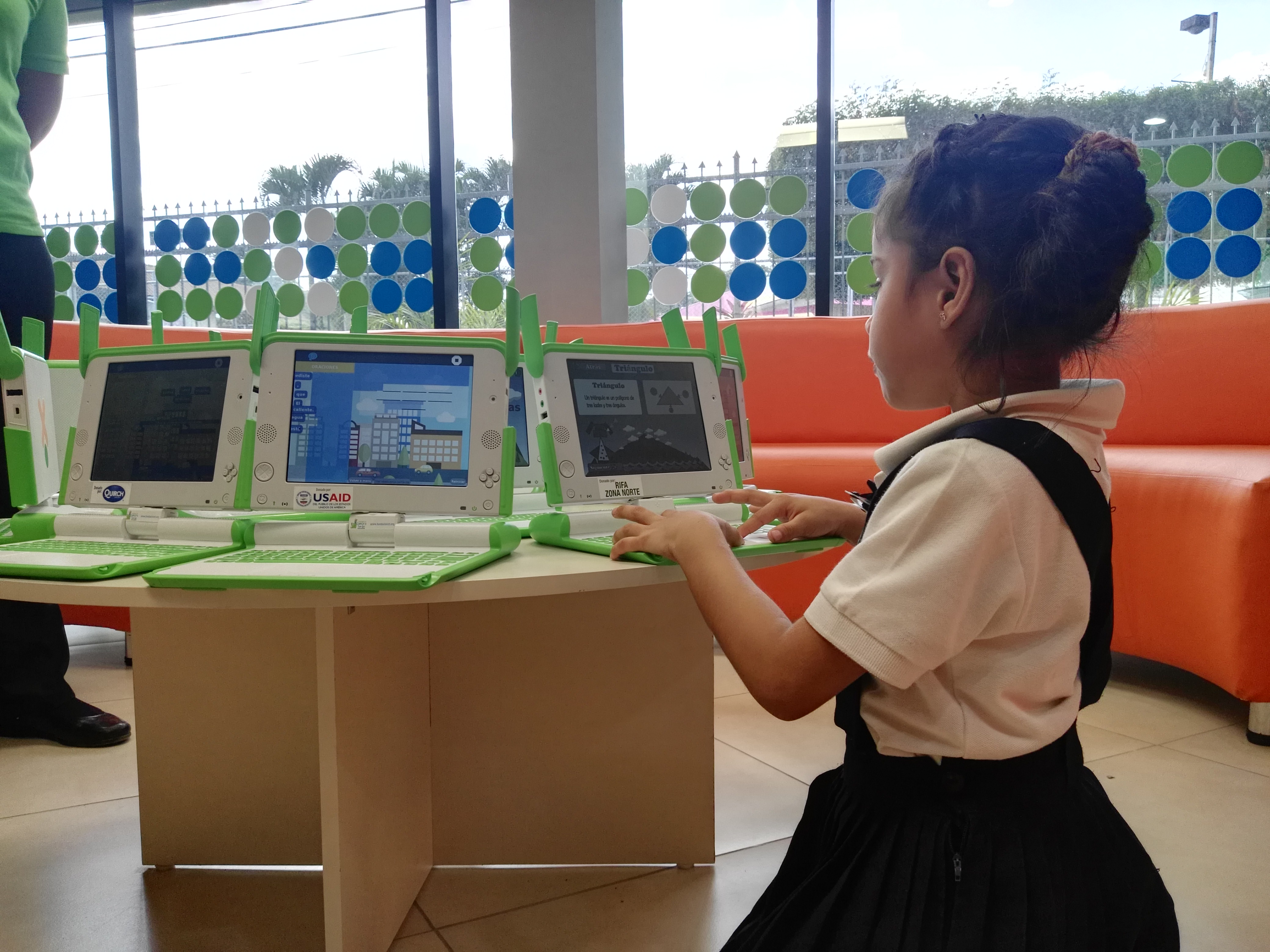 Robótica llega a escuelas públicas de Nicaragua