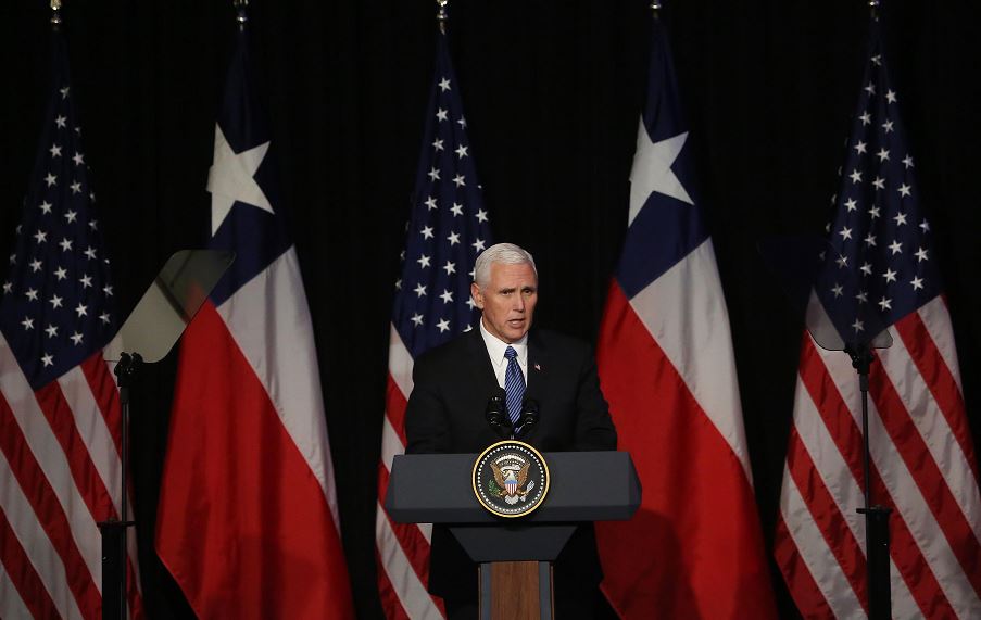 Soldados del equipo del vicepresidente de EE.UU. llevaron mujeres a hotel en Colombia