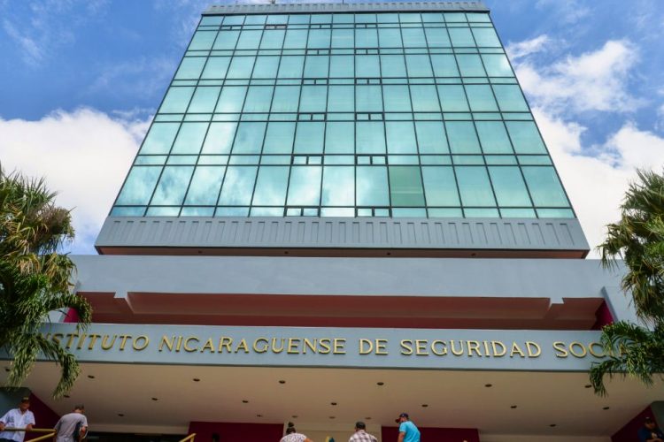 INSS ordena aumentar aporte de trabajadores y reactiva deducción del 5% a pensionados